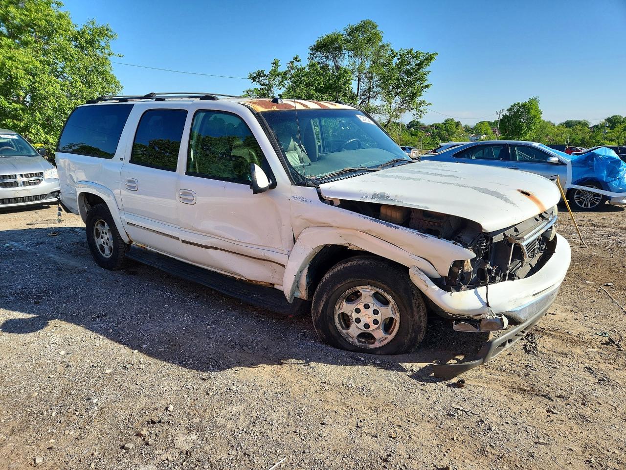 2004 CHEVROLET SUBURBAN K1500 photo 7