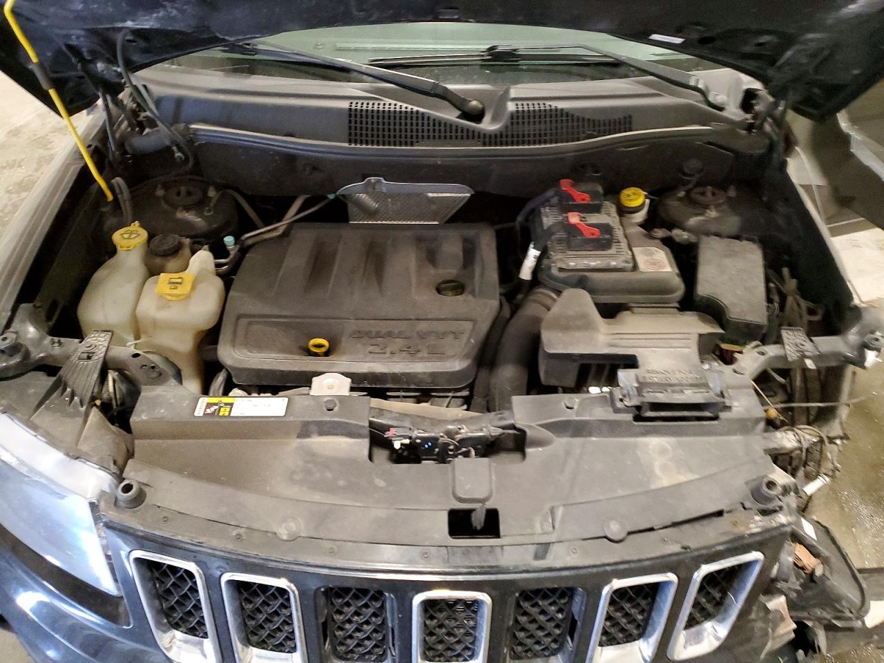 2017 JEEP COMPASS LATITUDE photo 23