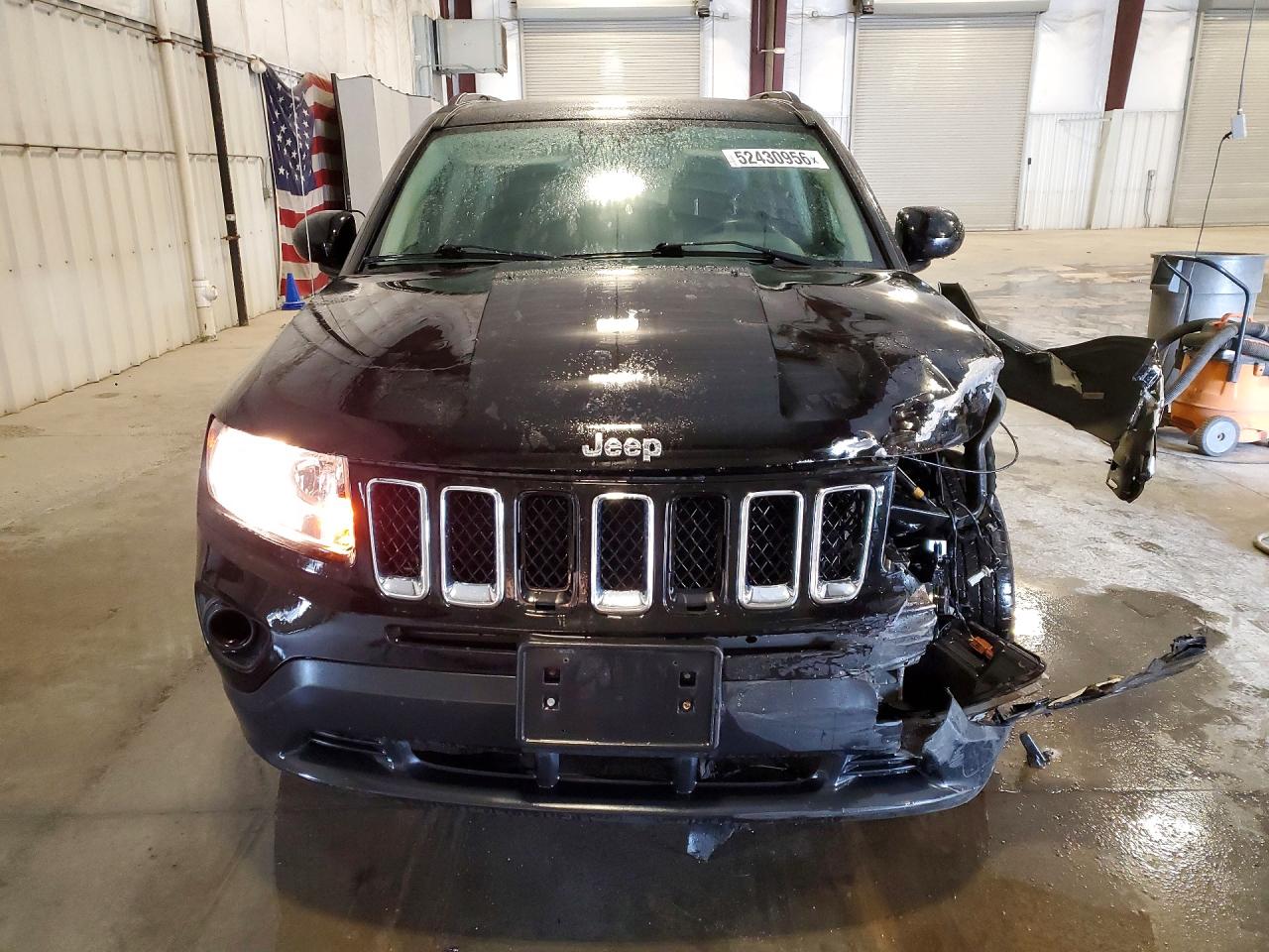 2017 JEEP COMPASS LATITUDE photo 9