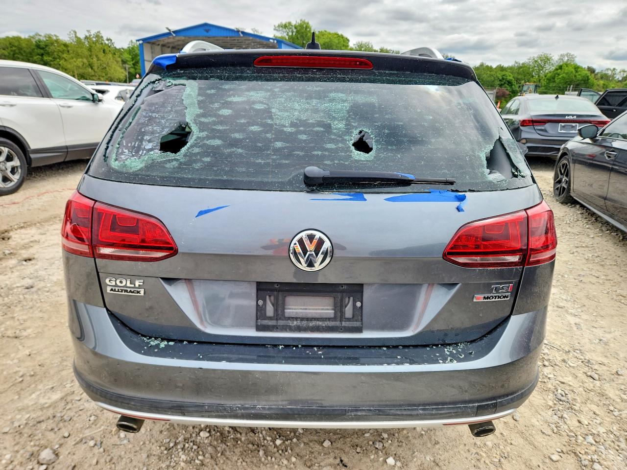 2017 VOLKSWAGEN GOLF ALLTRACK S photo 16
