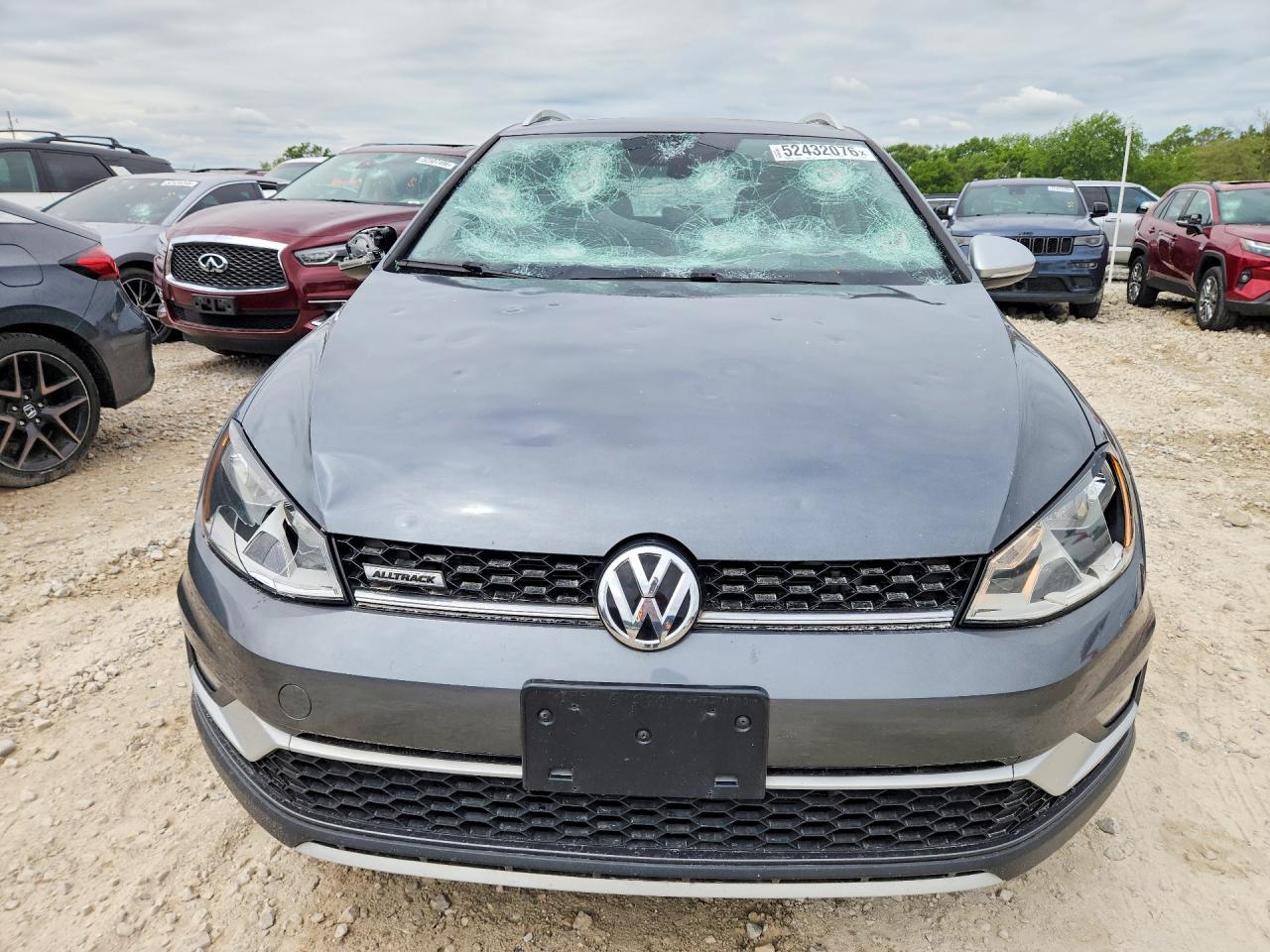 2017 VOLKSWAGEN GOLF ALLTRACK S photo 13