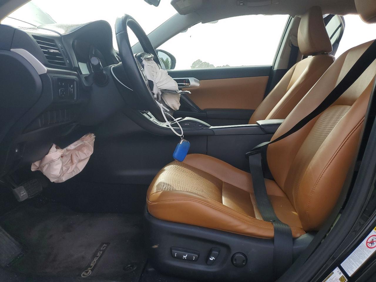 2012 LEXUS CT 200 photo 19