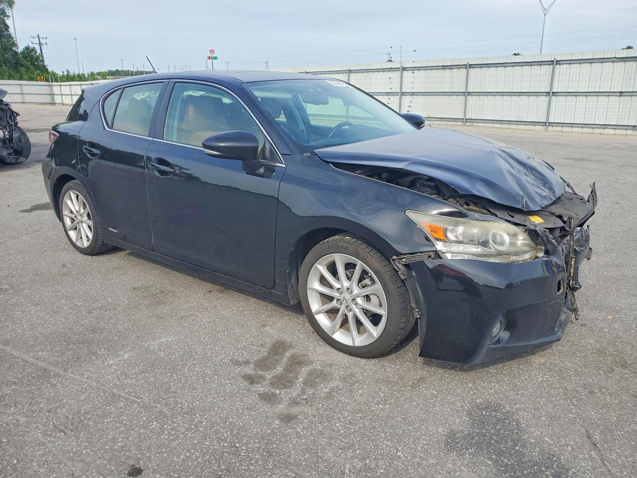 2012 LEXUS CT 200 photo 10