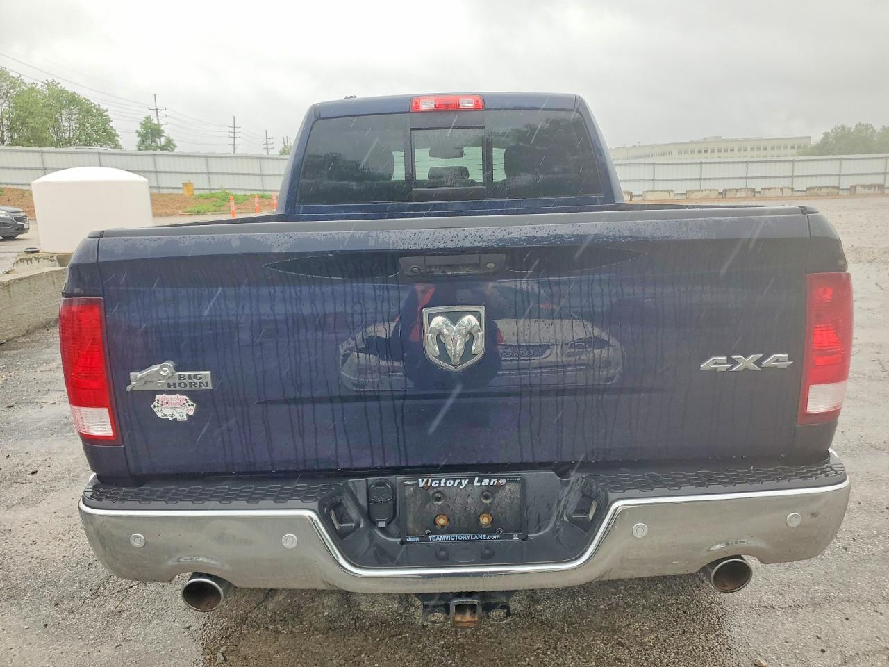 2016 RAM 1500 SLT photo 11