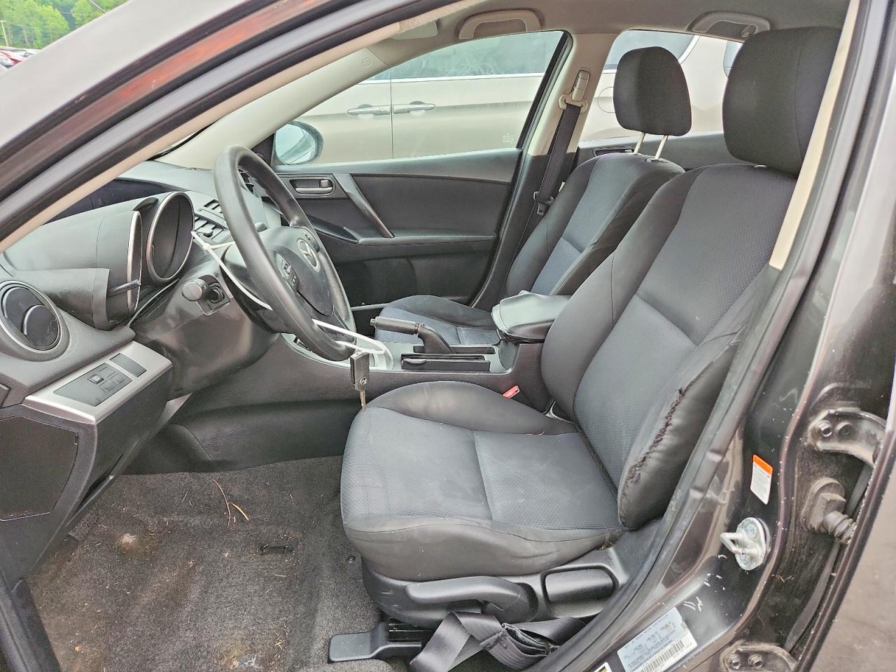 2010 MAZDA 3 I photo 19