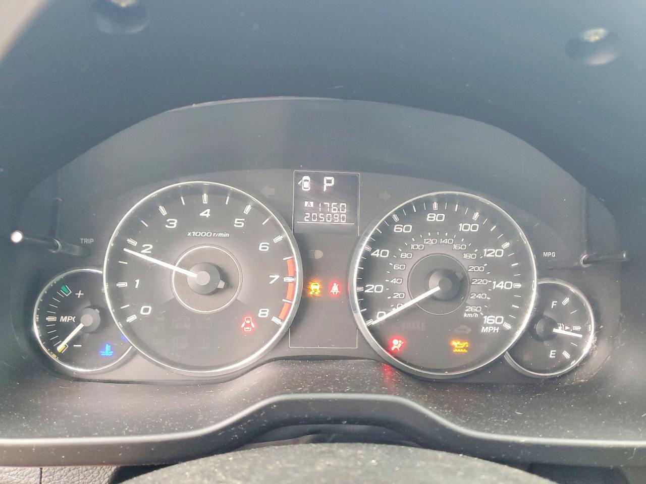 2011 SUBARU OUTBACK 3.6R LIMITED photo 25