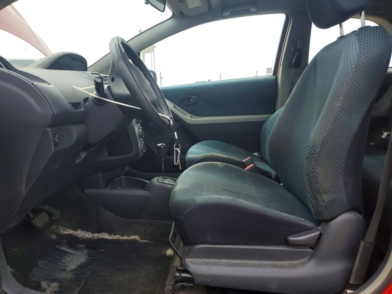 2007 TOYOTA YARIS BASE photo 13