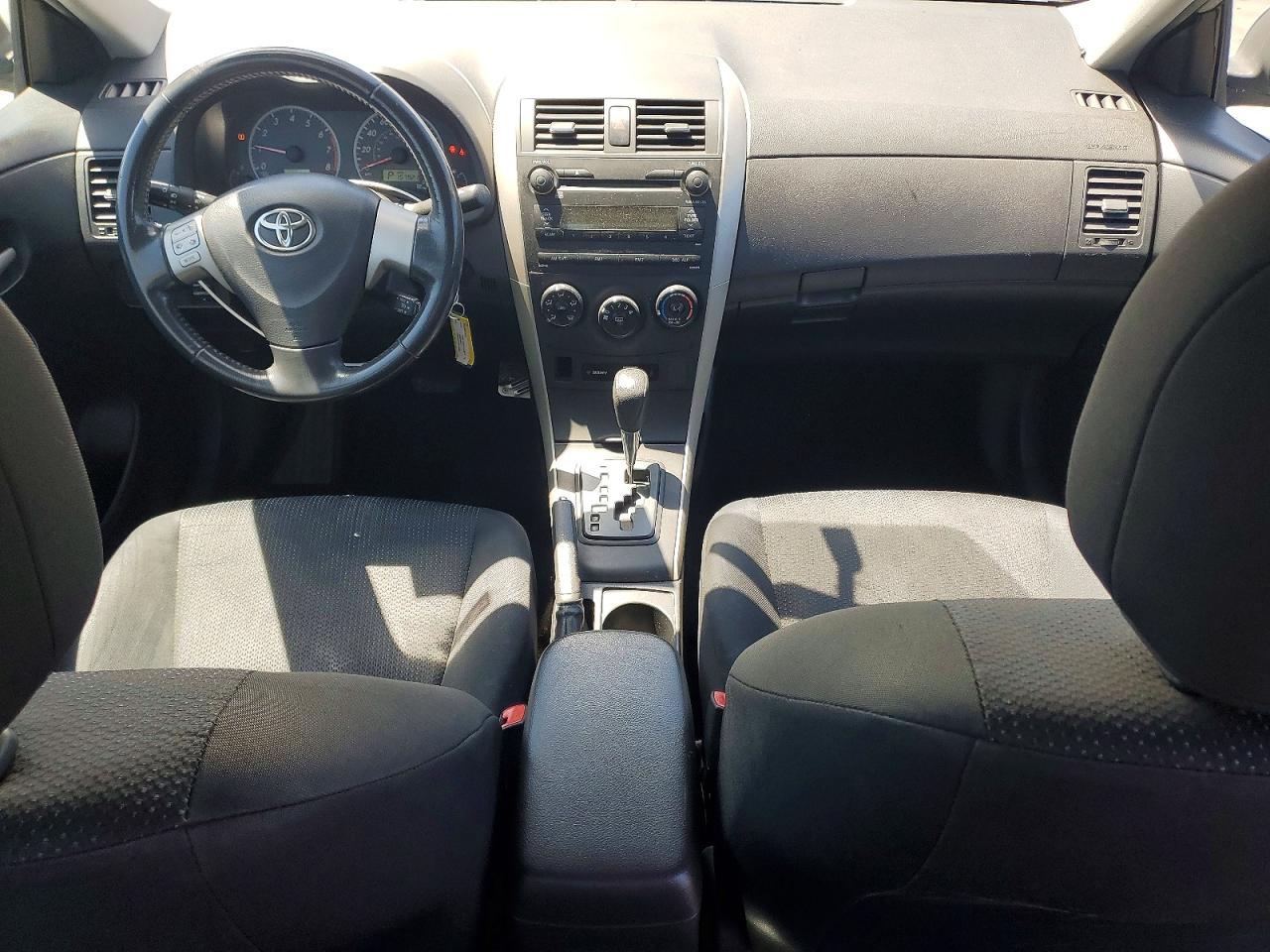 2009 TOYOTA COROLLA S photo 22