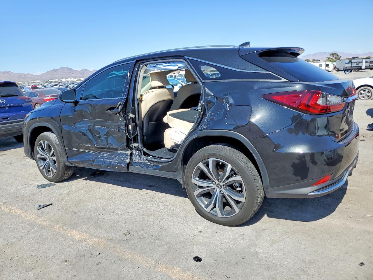 2022 LEXUS RX 450H photo 3