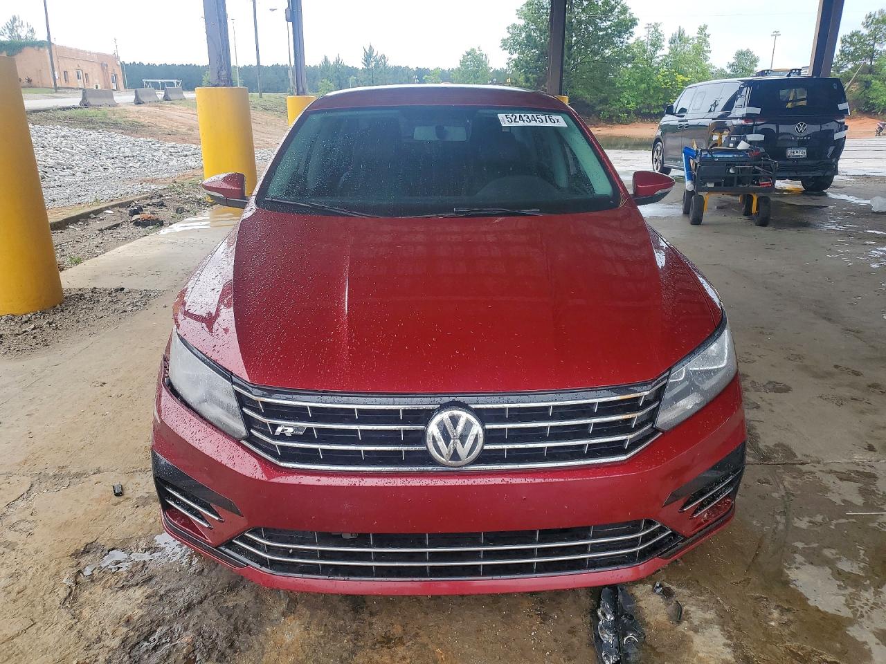 2018 VOLKSWAGEN PASSAT S photo 9