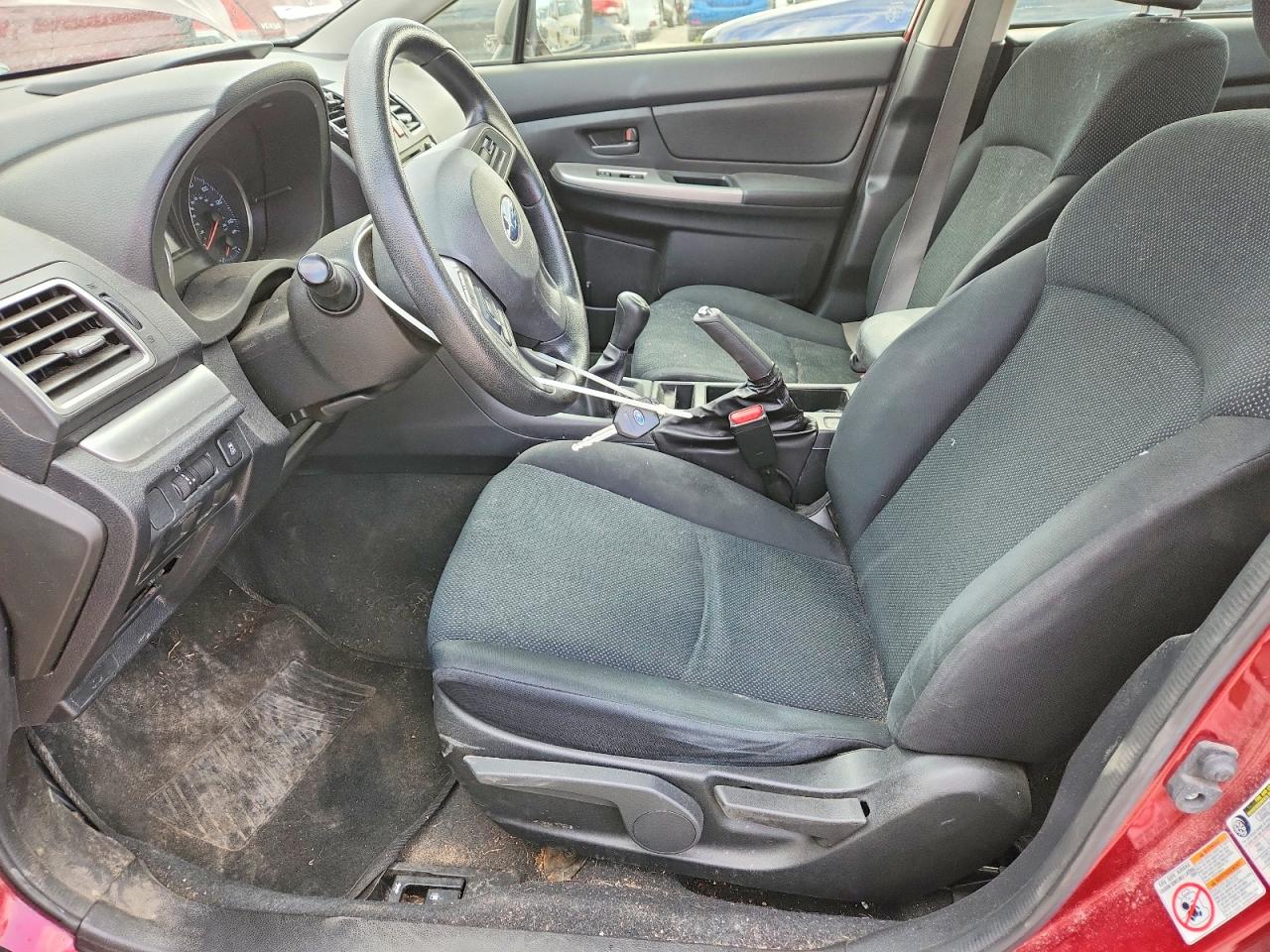 2015 SUBARU IMPREZA photo 19