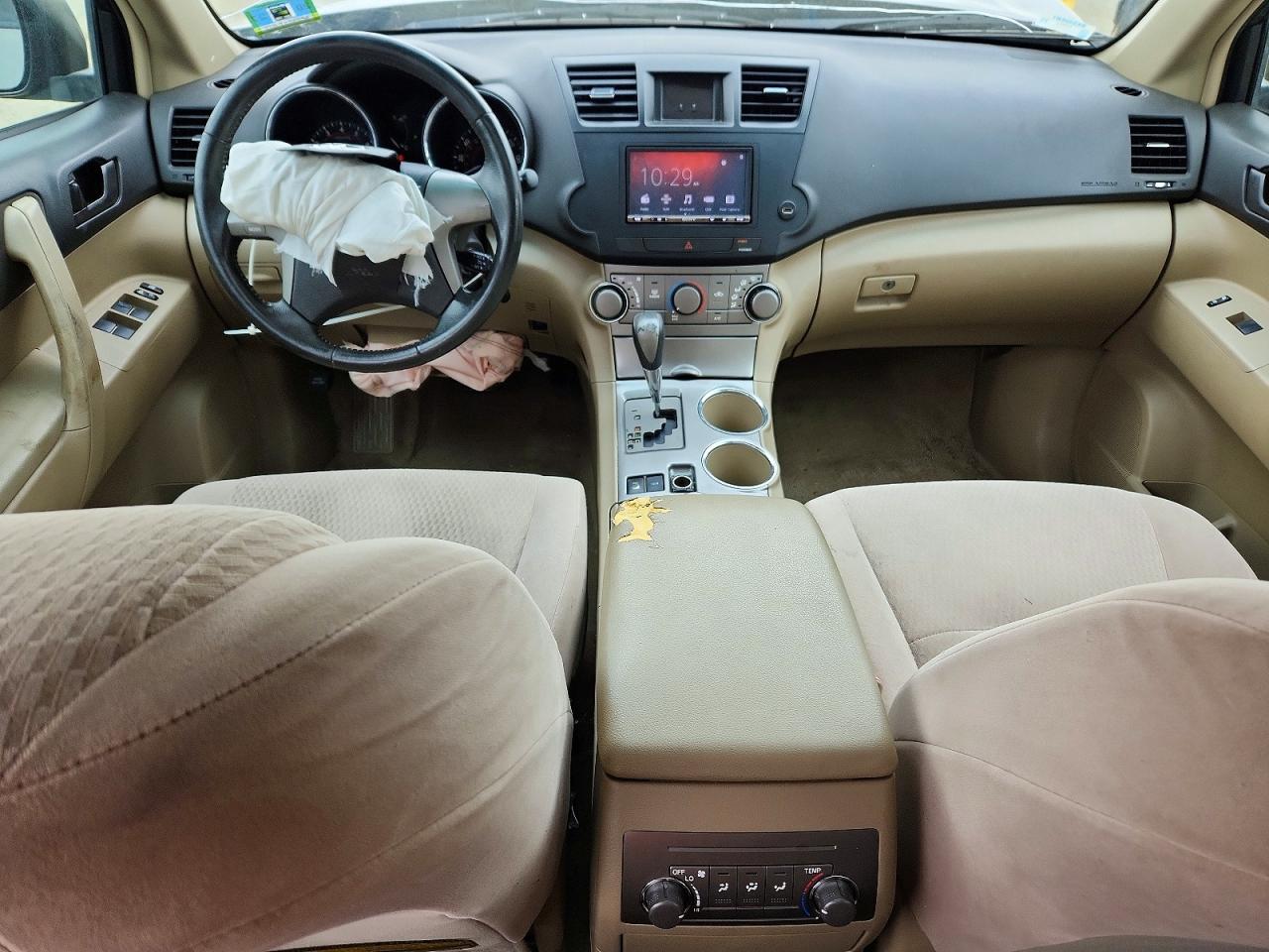 2009 TOYOTA HIGHLANDER BASE photo 8