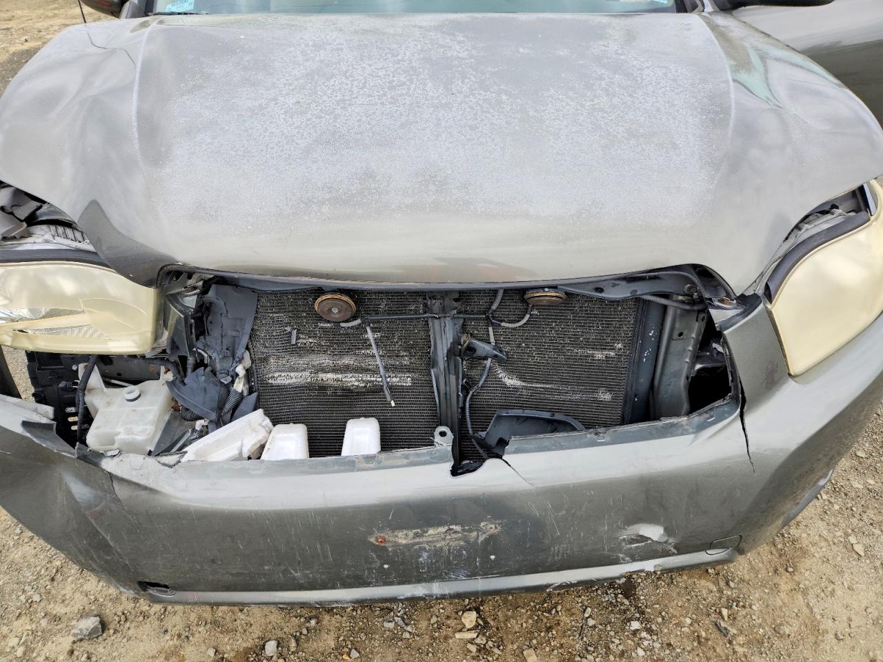 2009 TOYOTA HIGHLANDER BASE photo 12