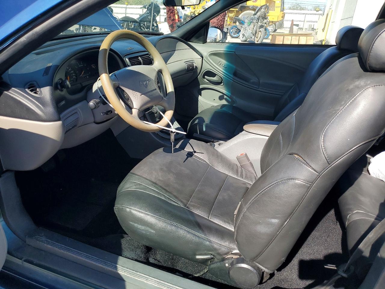 1998 FORD MUSTANG photo 19