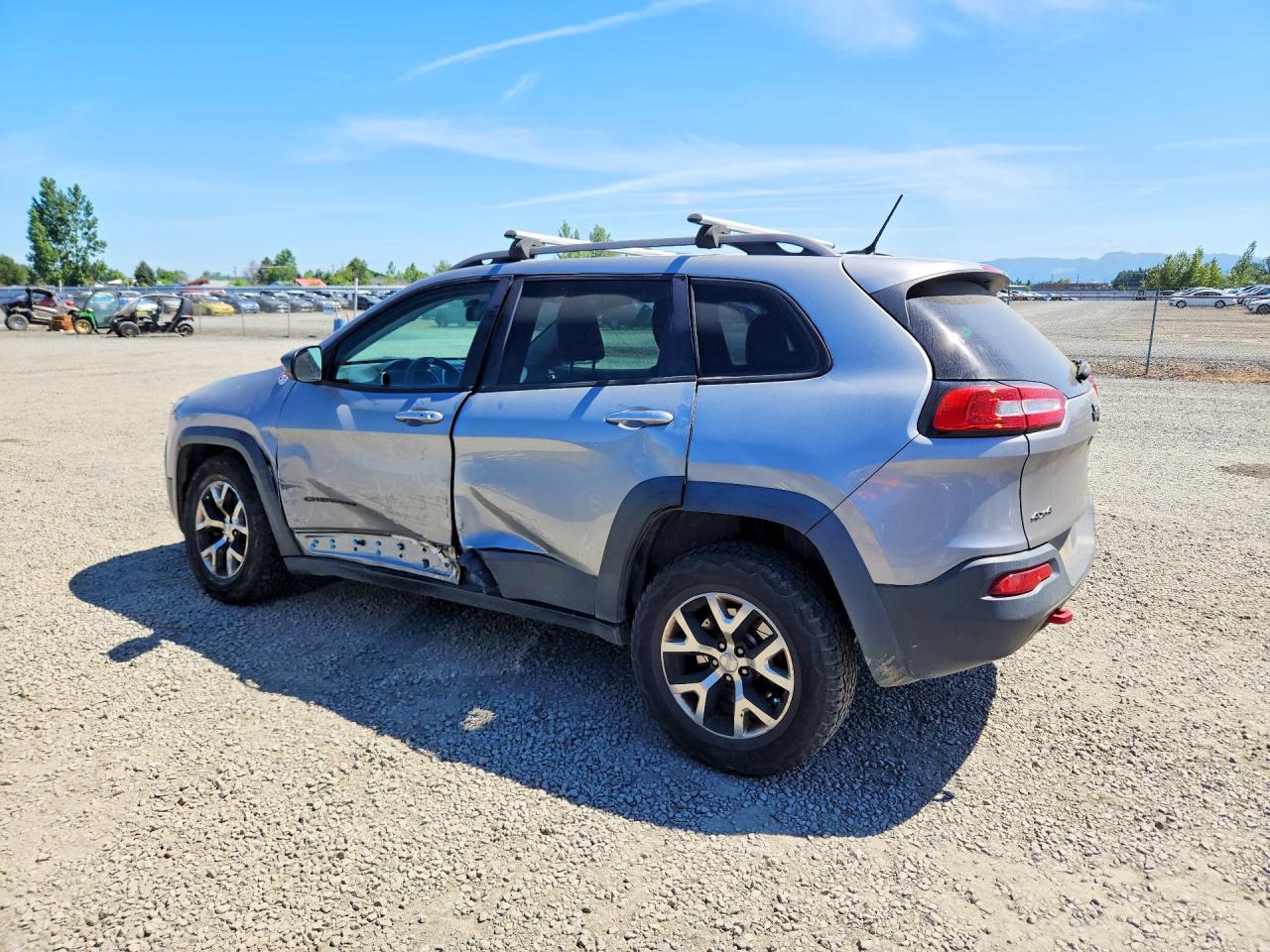 2015 JEEP CHEROKEE TRAILHAWK photo 3