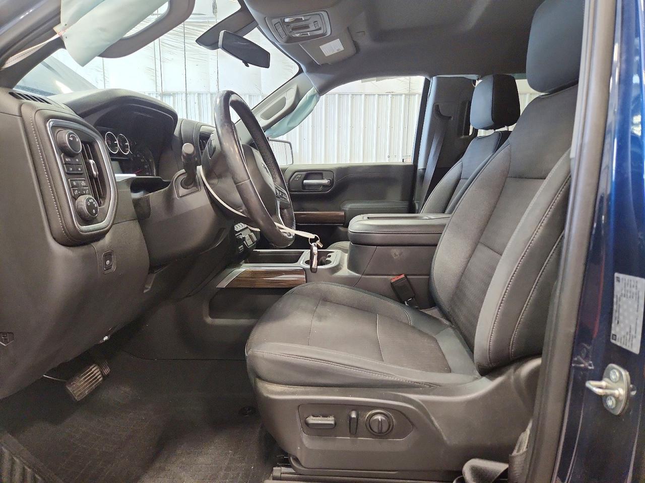 2019 CHEVROLET SILVERADO K1500 RST photo 13