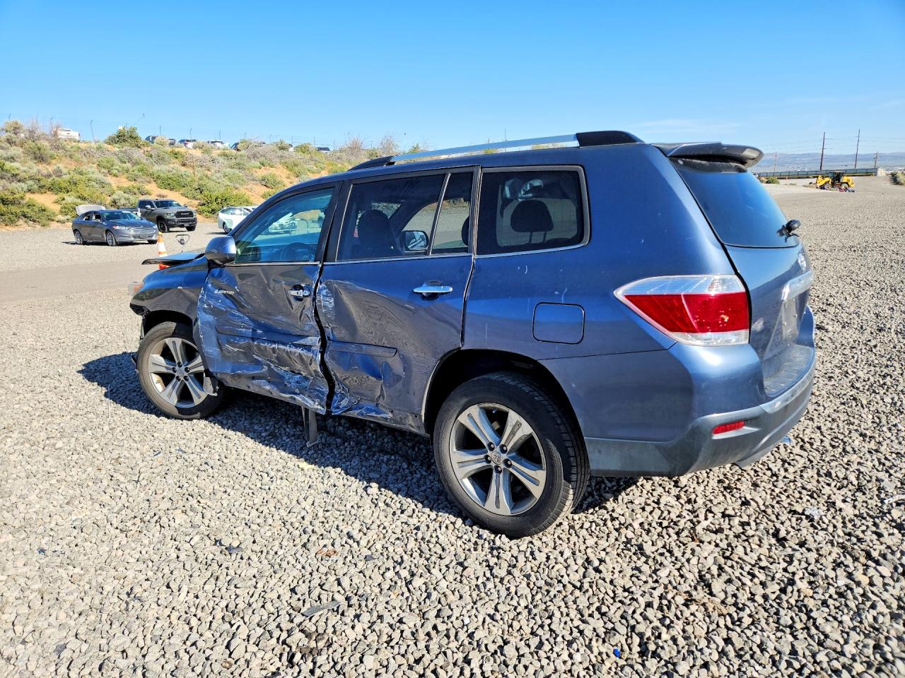 2013 TOYOTA HIGHLANDER LIMITED photo 4