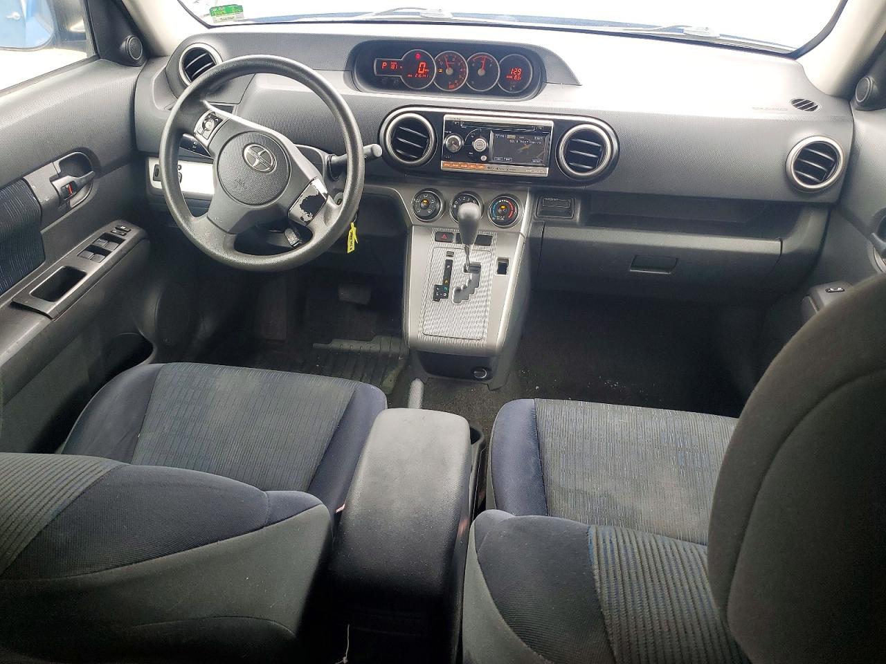 2011 TOYOTA SCION XB photo 15