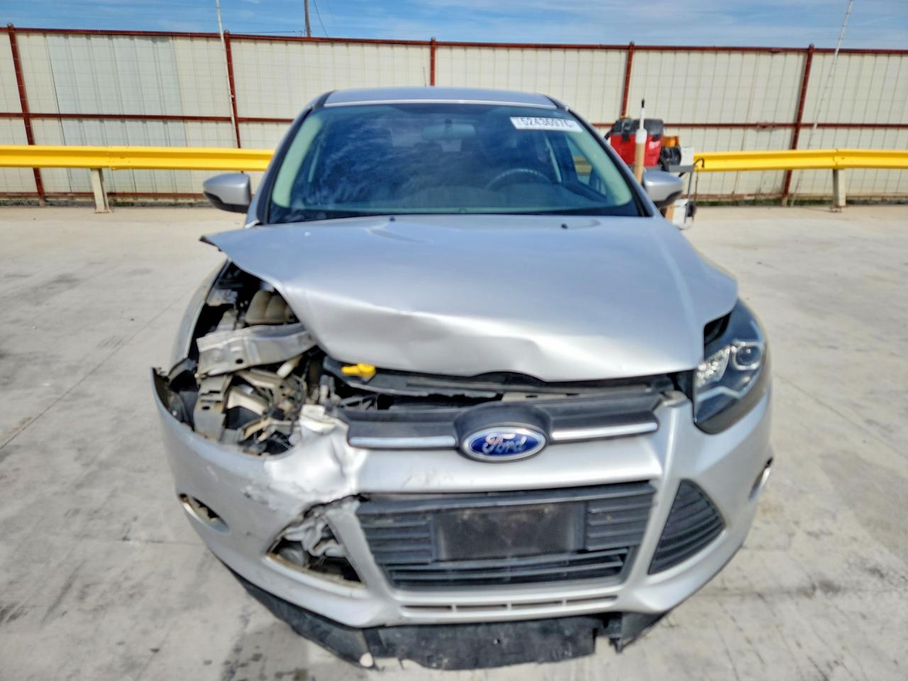 2014 FORD FOCUS SE photo 13