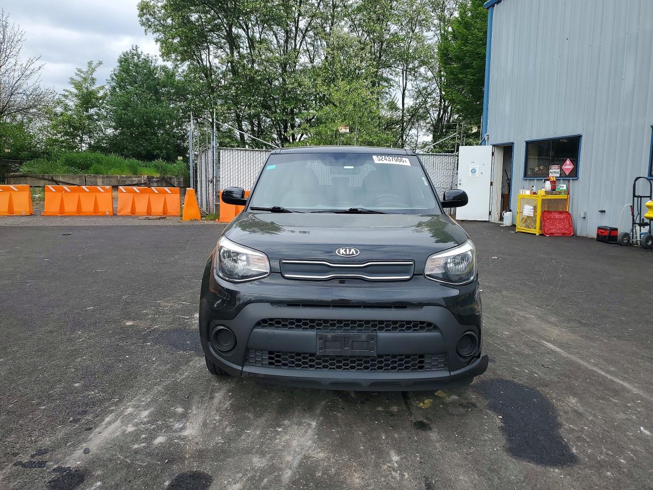 2017 KIA SOUL BASE photo 9