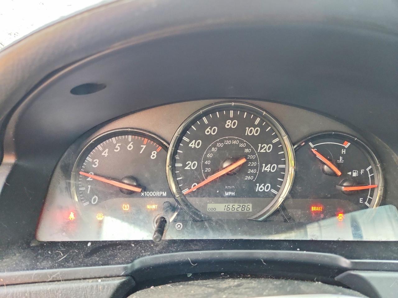 2004 TOYOTA CAMRY SOLARA SE SPORT photo 25