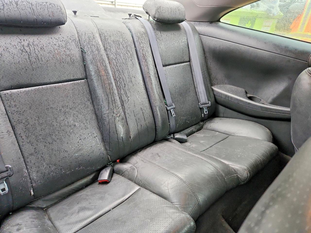 2004 TOYOTA CAMRY SOLARA SE SPORT photo 28