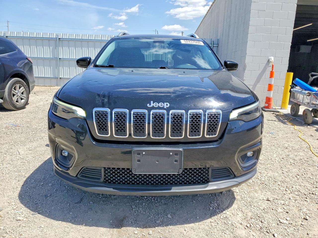2019 JEEP CHEROKEE LATITUDE PLUS photo 9