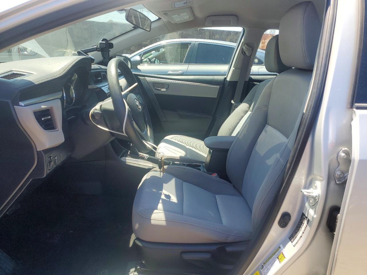 2016 TOYOTA COROLLA LE PLUS photo 13