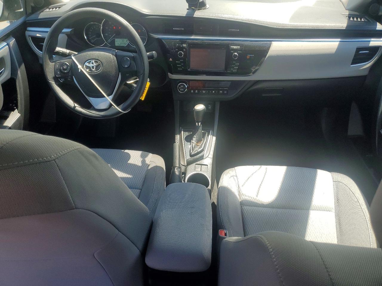 2016 TOYOTA COROLLA LE PLUS photo 15