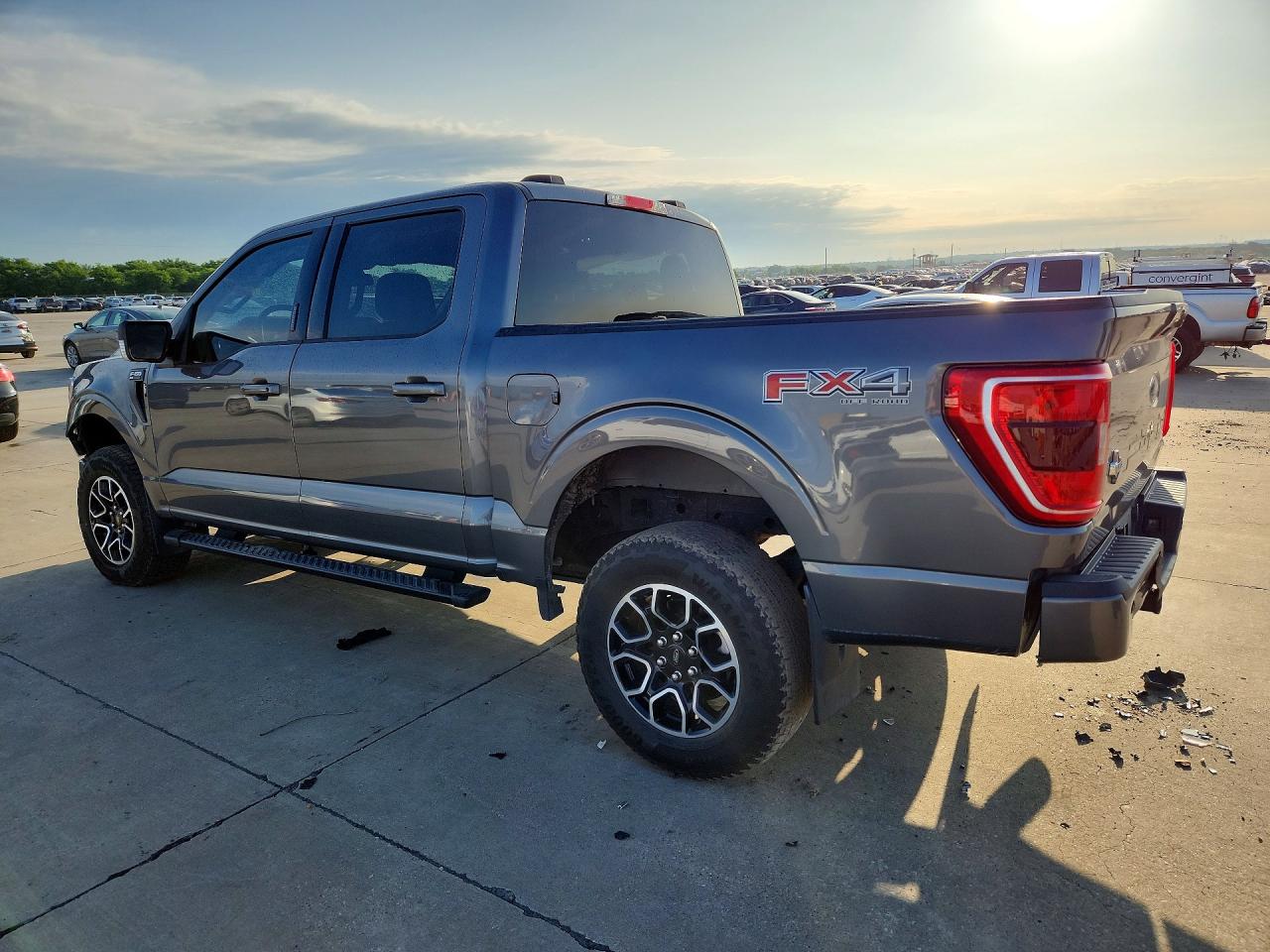 2022 FORD F150 SUPERCREW photo 4