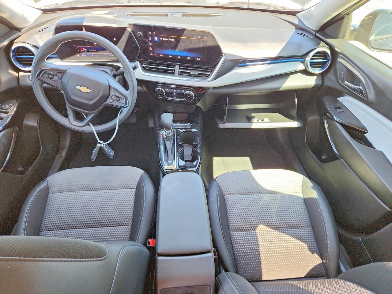 2025 CHEVROLET TRAX 1LT photo 15