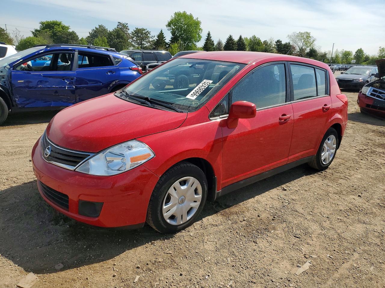 2011 NISSAN VERSA