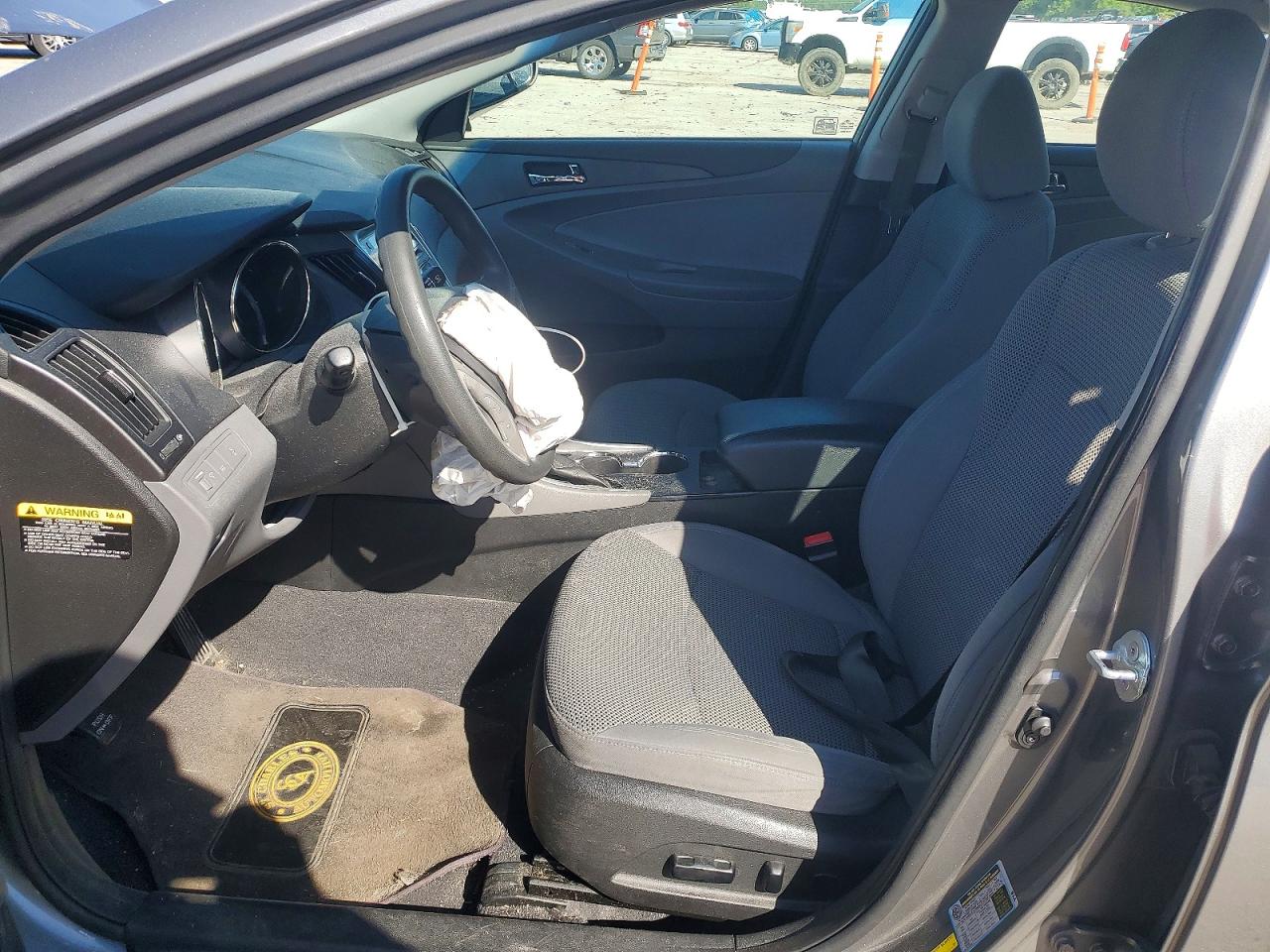 2012 HYUNDAI SONATA GLS photo 19