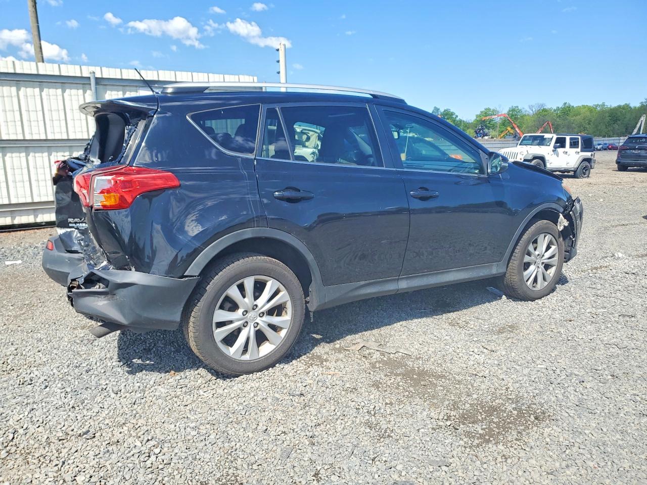 2015 TOYOTA RAV4 LIMITED photo 5