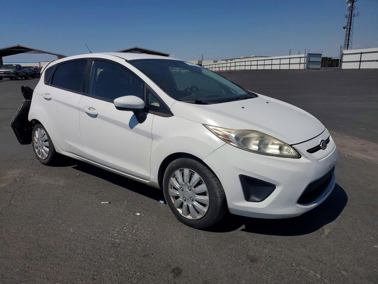 2012 FORD FIESTA SE photo 4