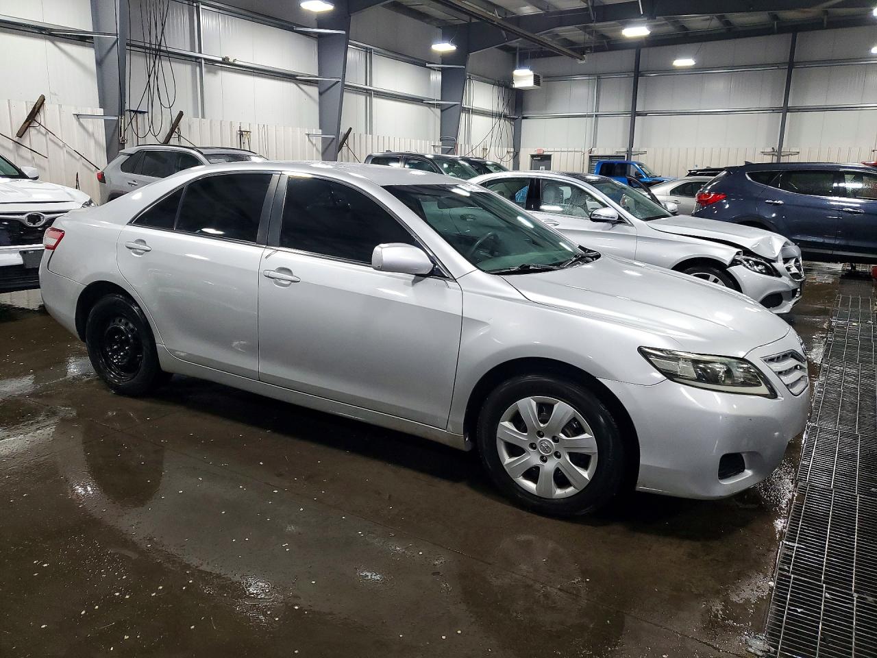 2011 TOYOTA CAMRY LE photo 7