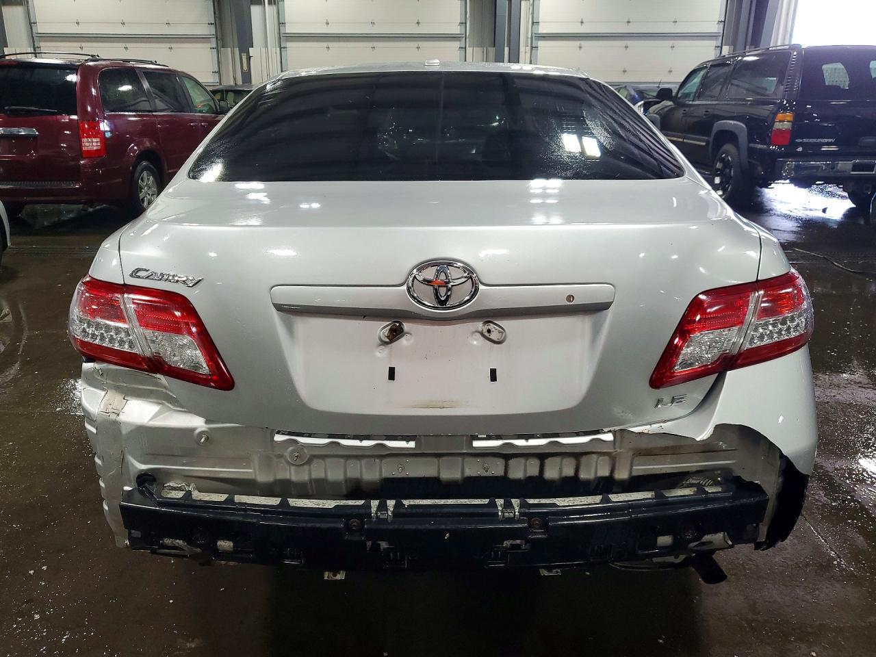 2011 TOYOTA CAMRY LE photo 11