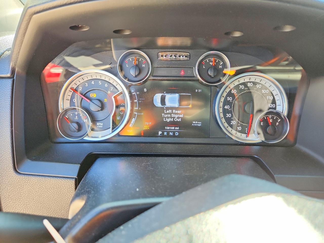 2014 RAM 1500 LARAMIE photo 25