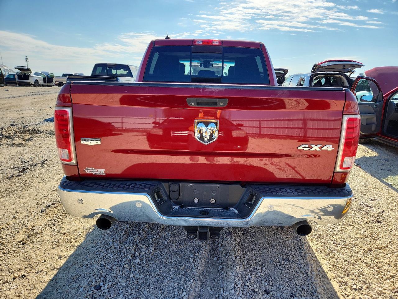 2014 RAM 1500 LARAMIE photo 16