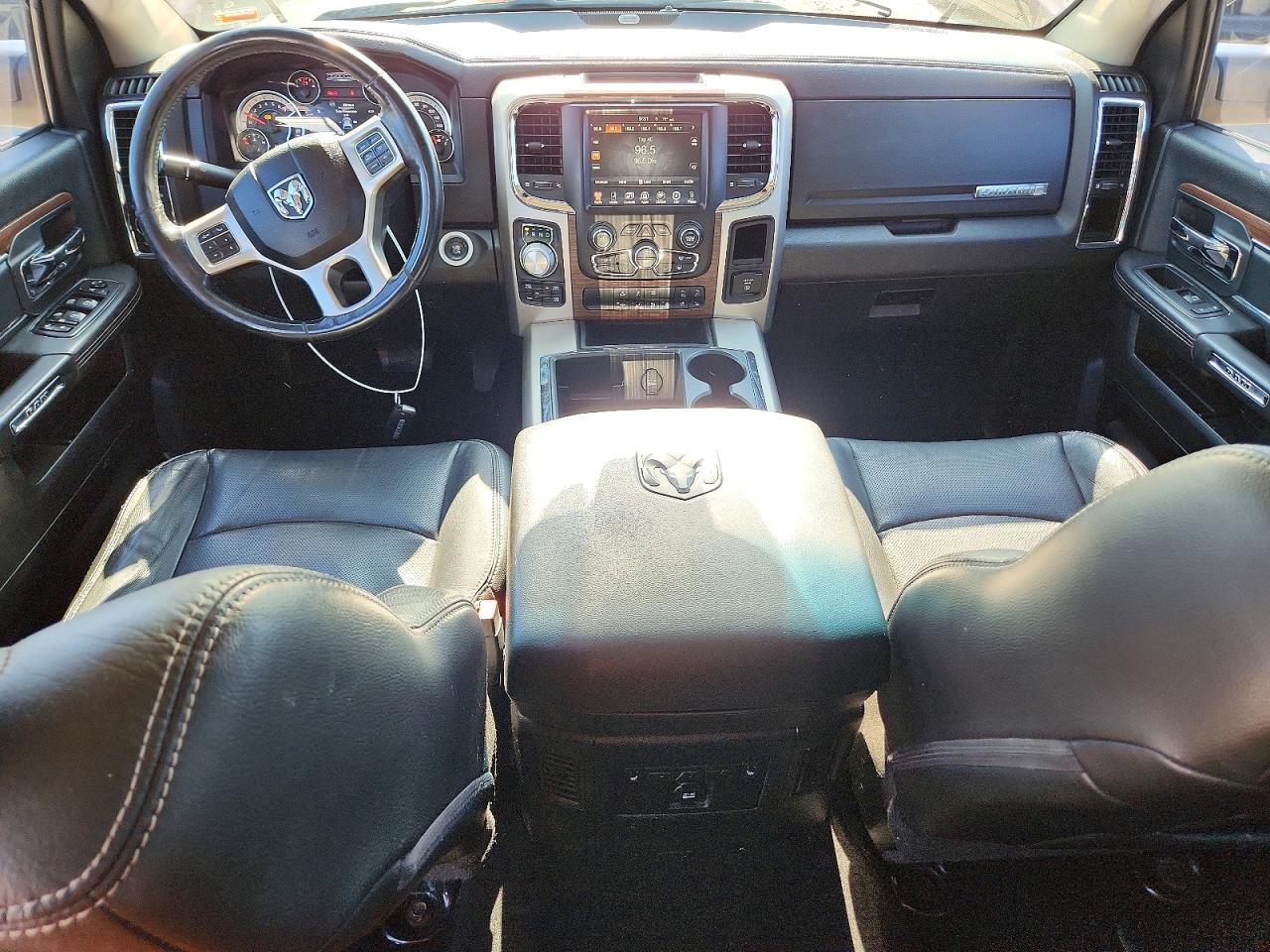2014 RAM 1500 LARAMIE photo 22