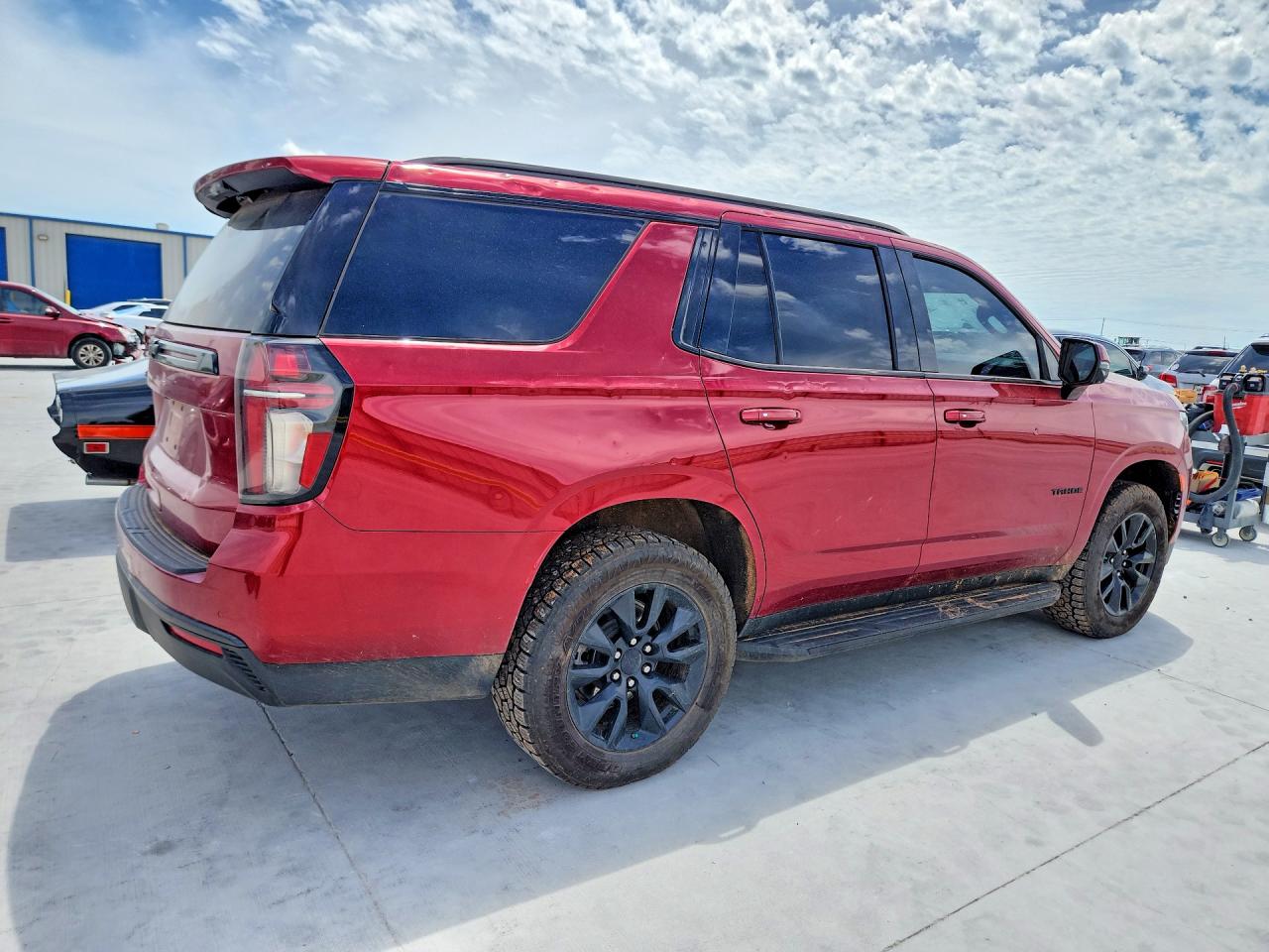 2023 CHEVROLET TAHOE K1500 LT photo 3