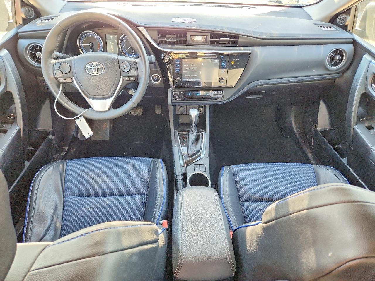 2017 TOYOTA COROLLA SE photo 22