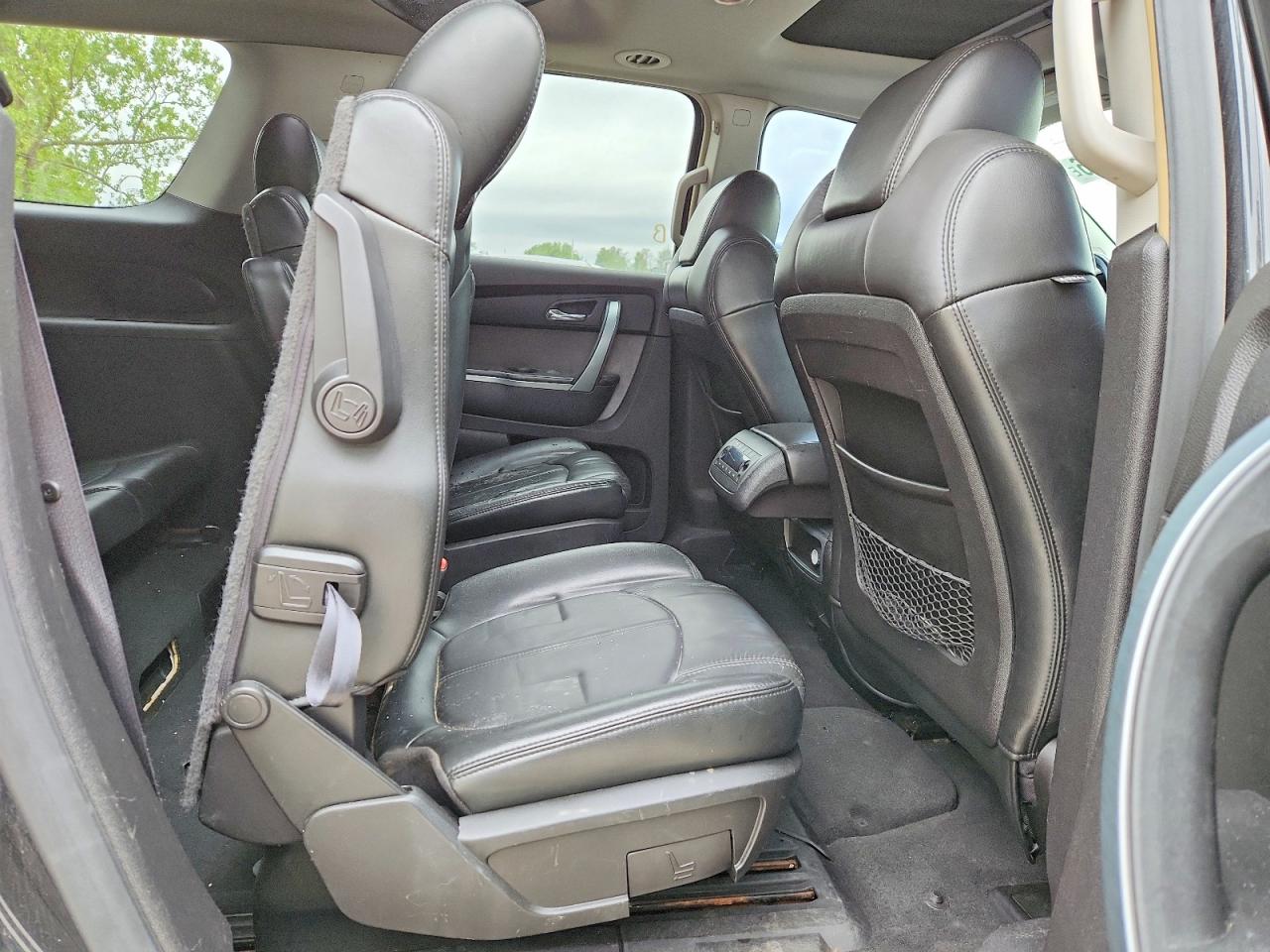 2007 GMC ACADIA SLT-1 photo 31