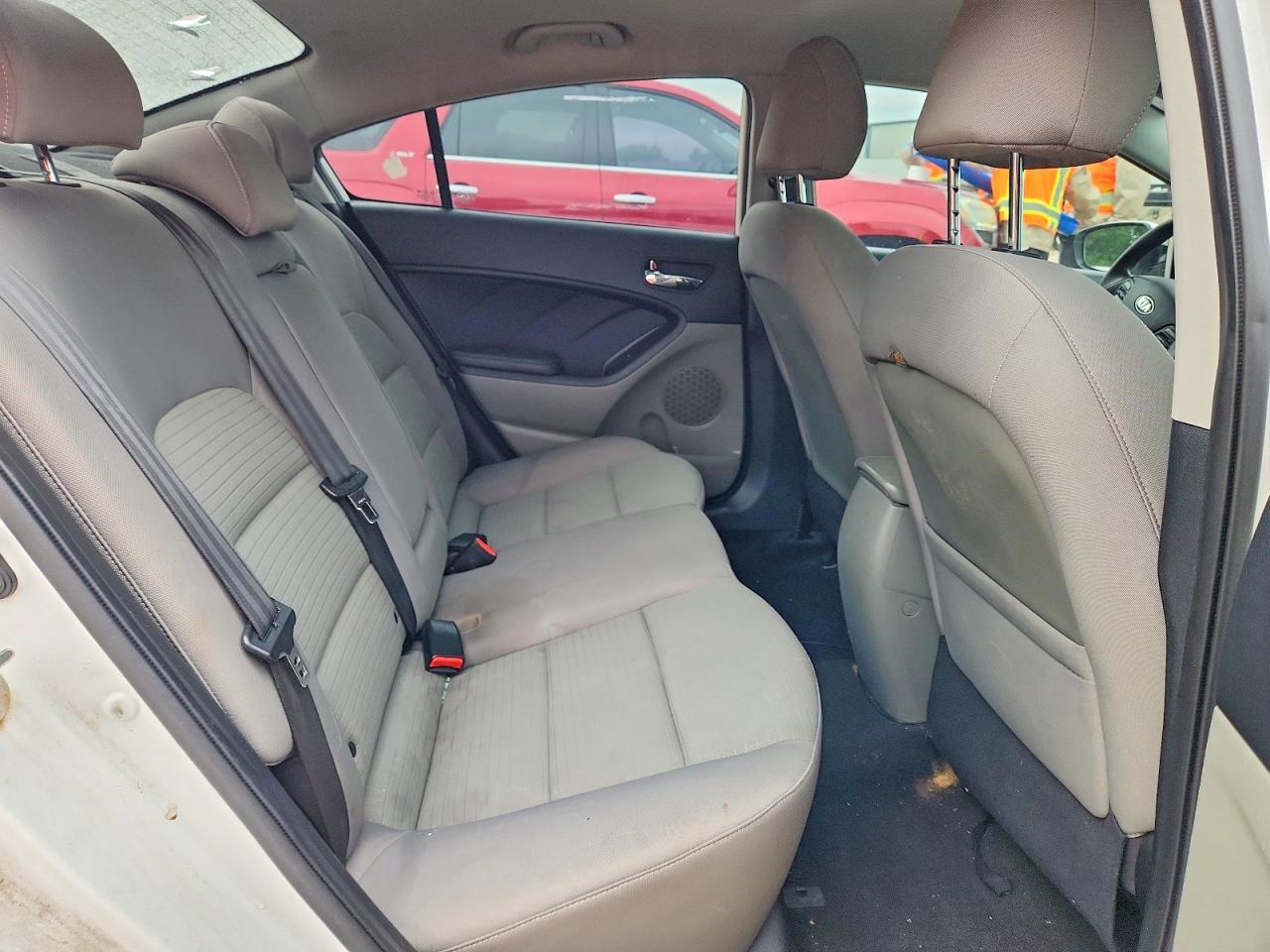 2015 KIA FORTE LX photo 28