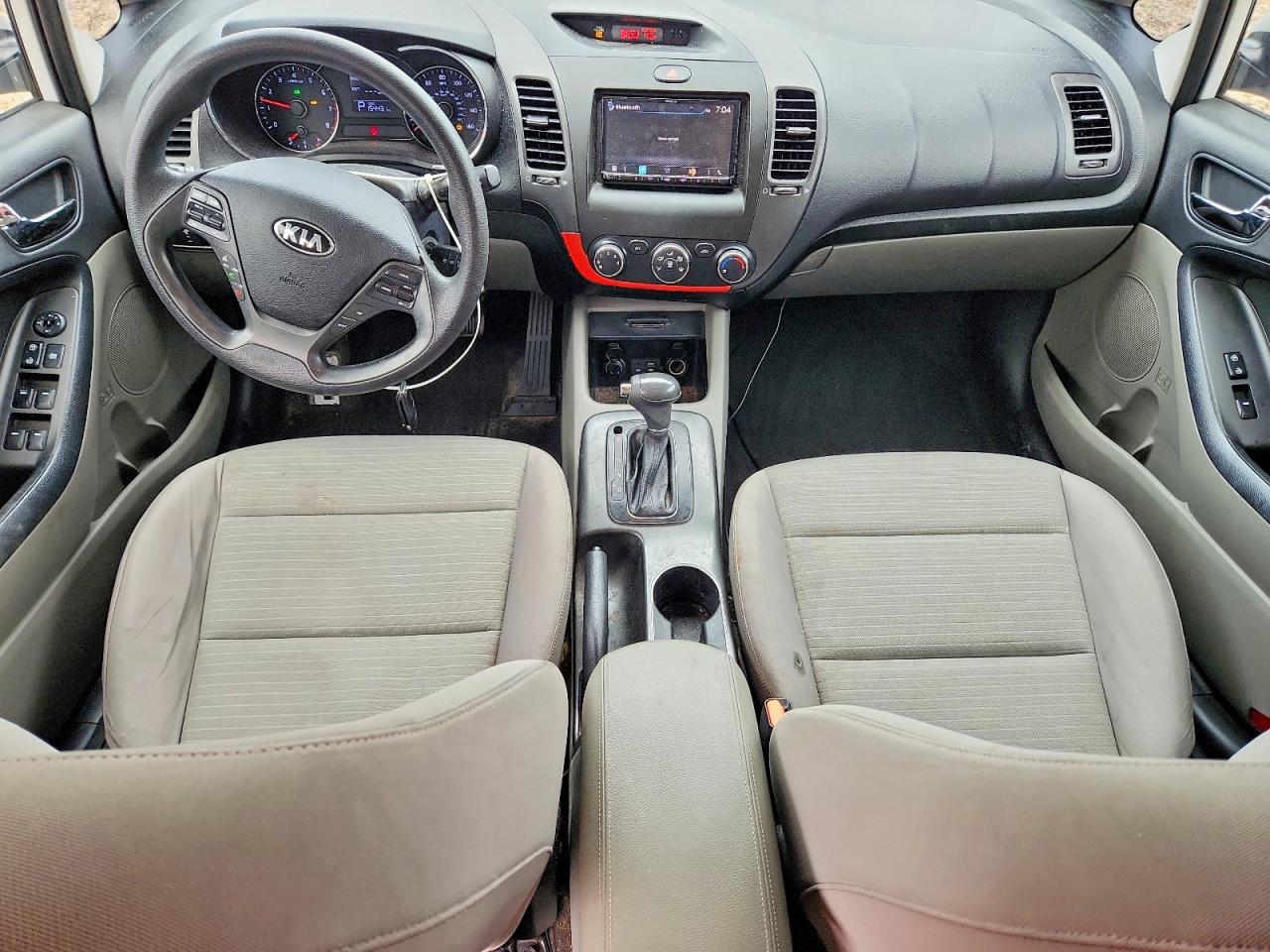2015 KIA FORTE LX photo 22