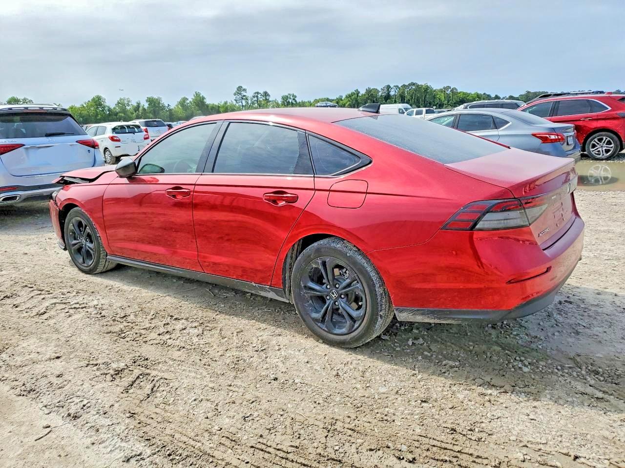 2025 HONDA ACCORD SE photo 2