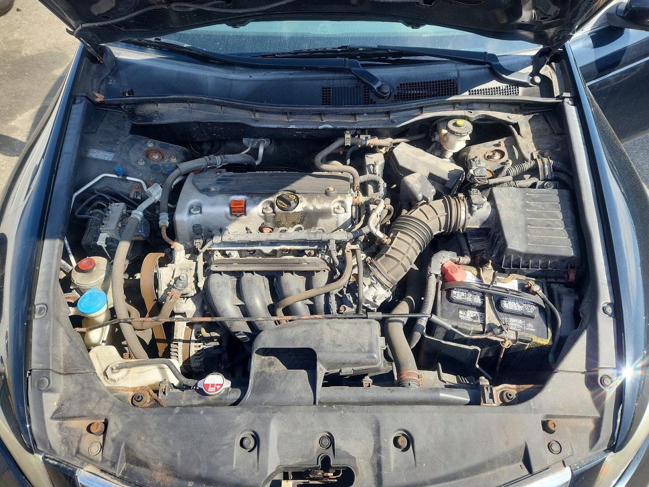 2012 HONDA ACCORD LX photo 21