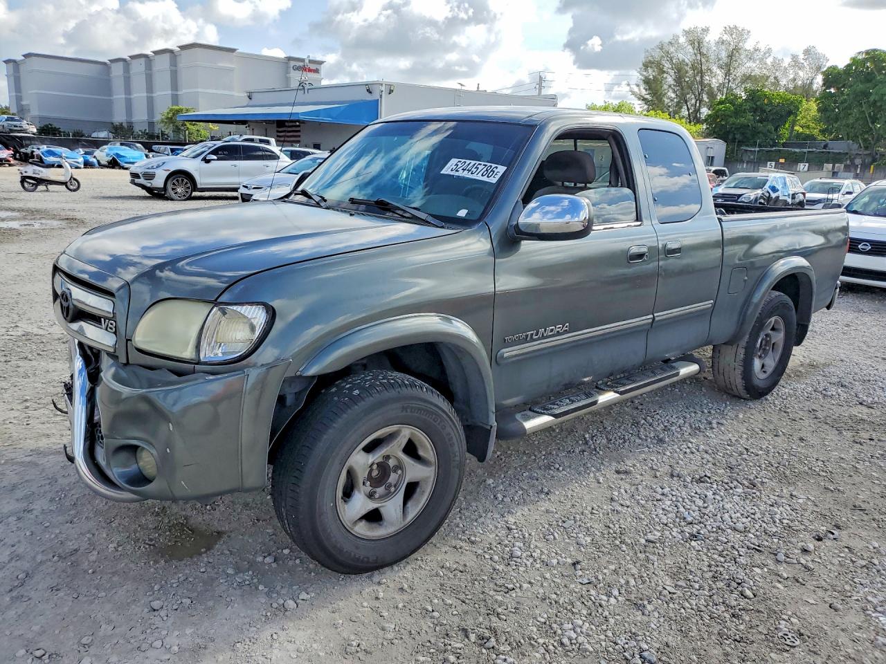 2004 TOYOTA TUNDRA