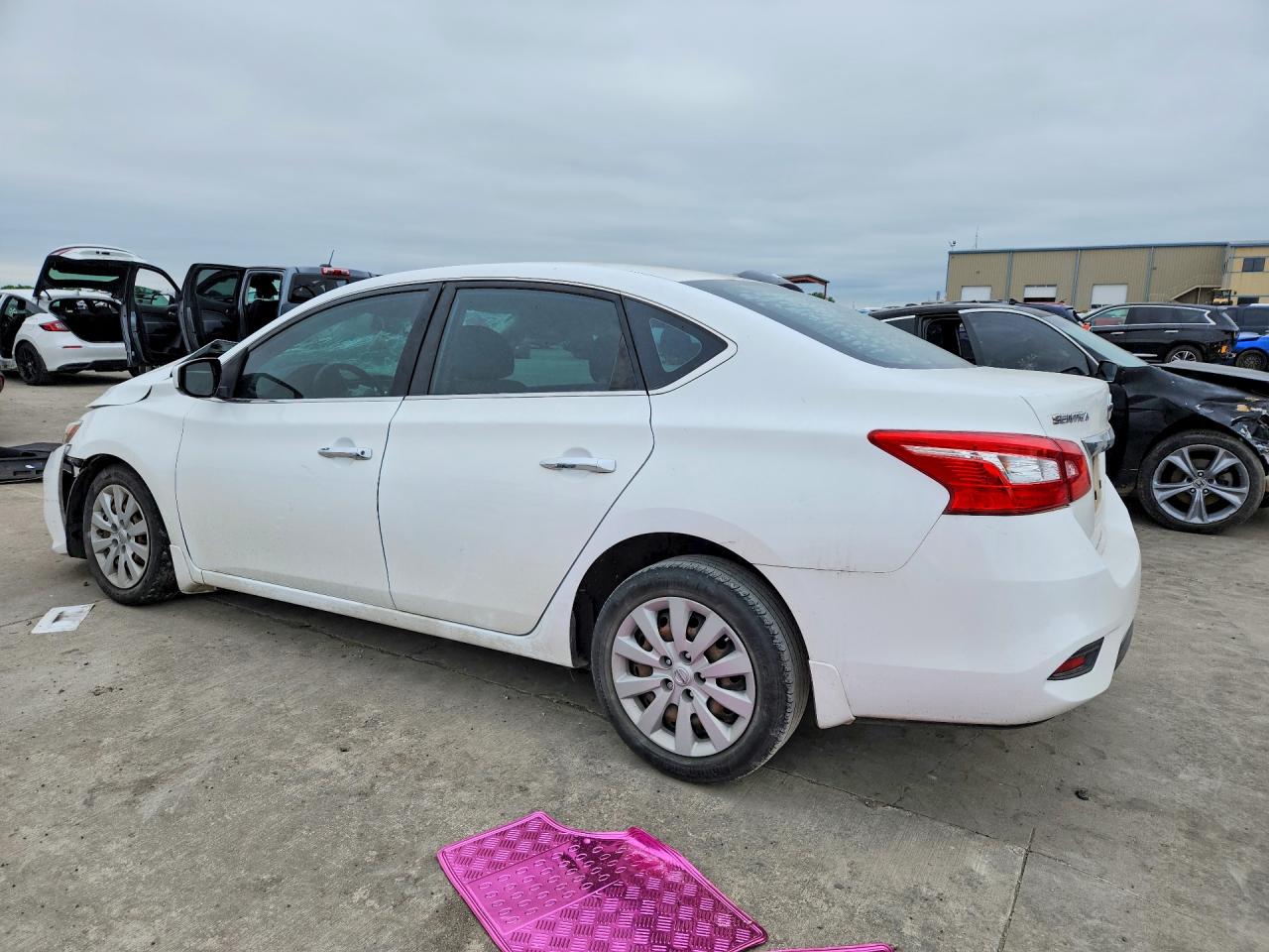 2016 NISSAN SENTRA S photo 3