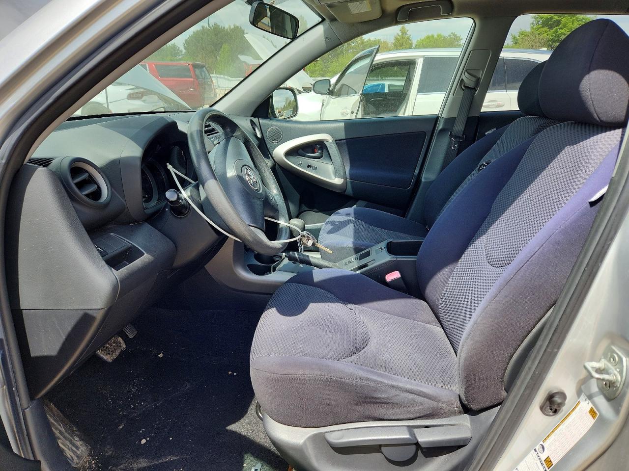 2007 TOYOTA RAV4 SPORT photo 13